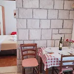 Apartment By The Sea - 10042 Korčula