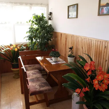 By The Sea - 10042 * 科尔丘拉